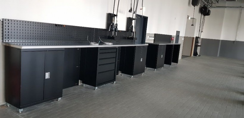 db8eb41f73087fff6b4db353112d6a93_1761003